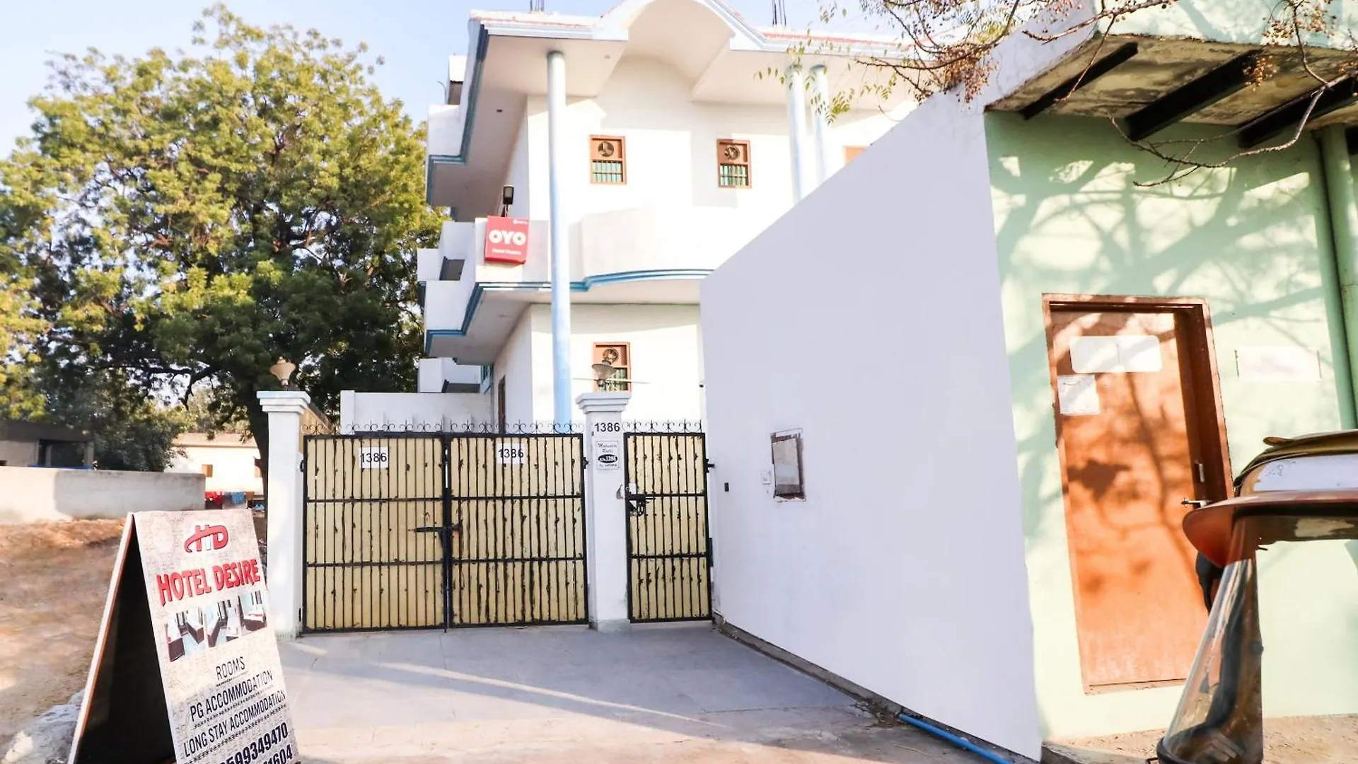 ***  Hotel O Maurya Residency Gurgaon India