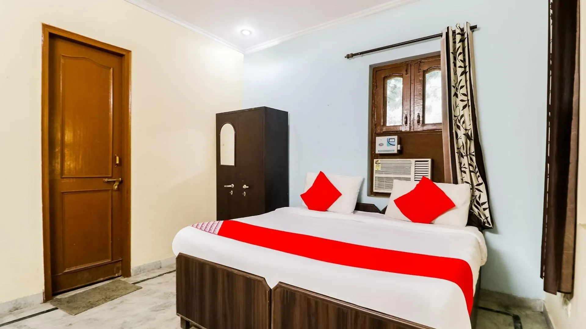 Hotel O Maurya Residency Gurgaon India