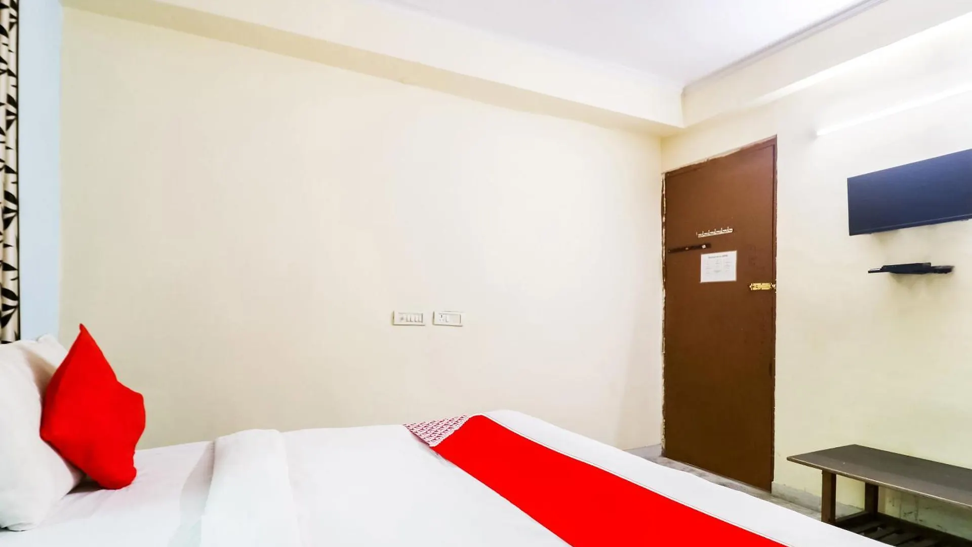 Hotel O Maurya Residency Gurgaon 3*,