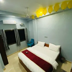 Shri Hari Kunj P Varanasi